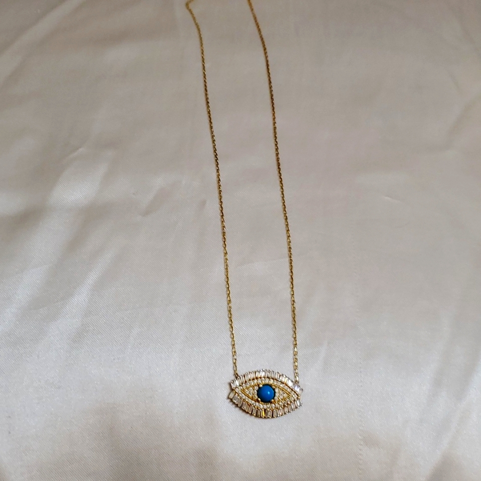 Unique Saks Fith Avenue Evil Eye Necklace Gold Plated 65$